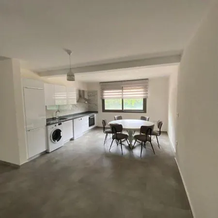 公寓 2 Bedroom On The Beach In Yahsi *