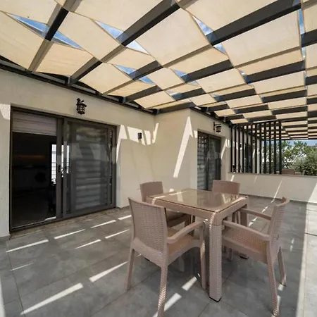 Διαμέρισμα 2 Bedroom On The Beach In Yahsi